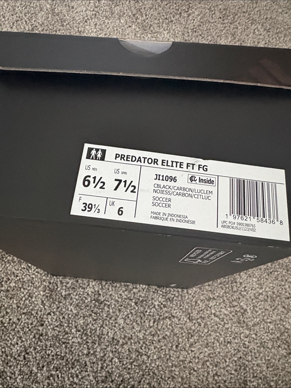 Adidas Predator Elite Cleats - Picture 4 of 4